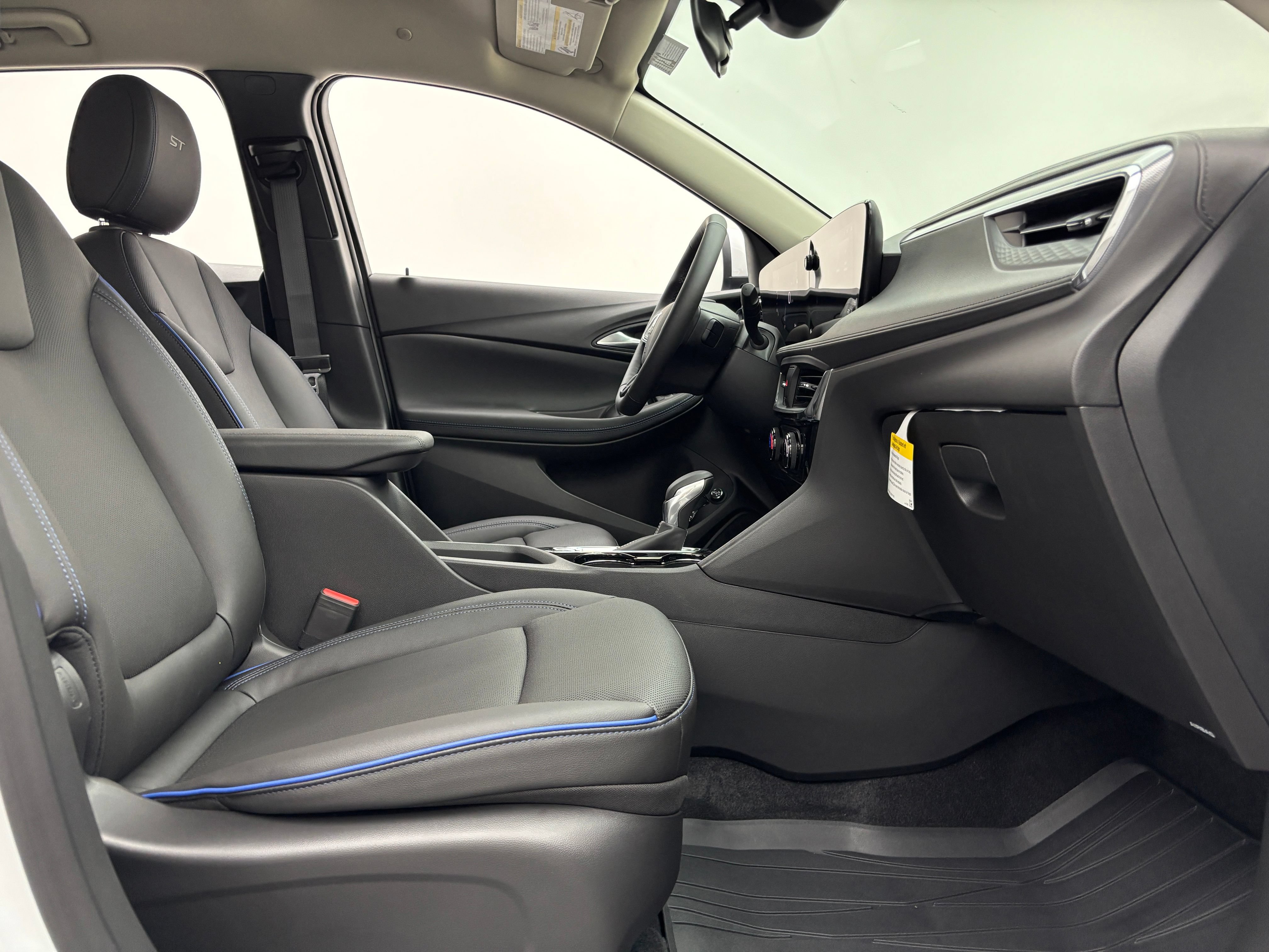 New 2026 Buick Encore GX Sport Touring w/ Comfort Package FWD image 26
