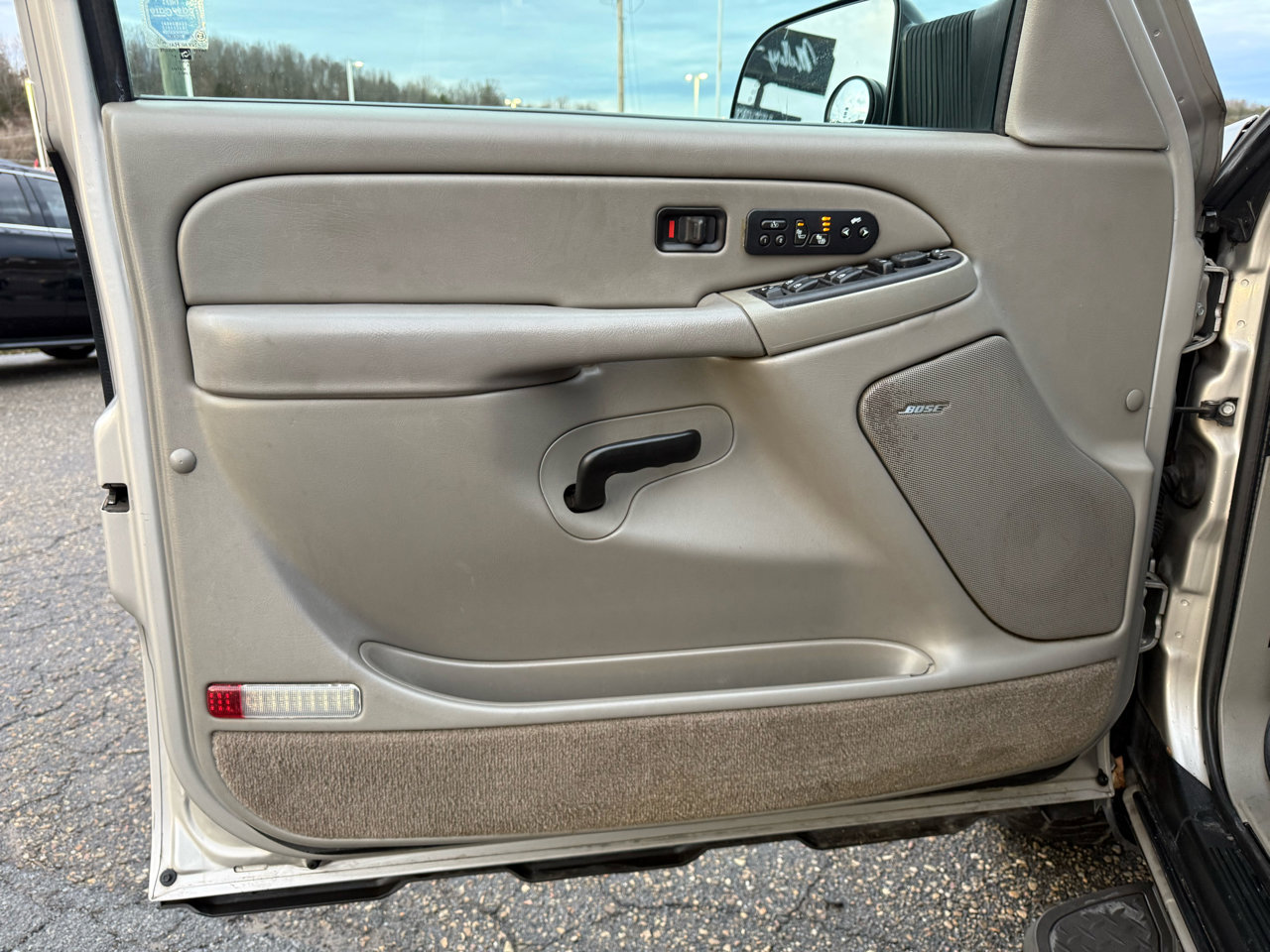 Used 2005 Chevrolet Avalanche 2500 w/ Preferred Equipment Group image 18