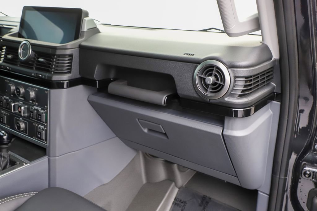 Used 2024 INEOS Grenadier Fieldmaster Edition image 38