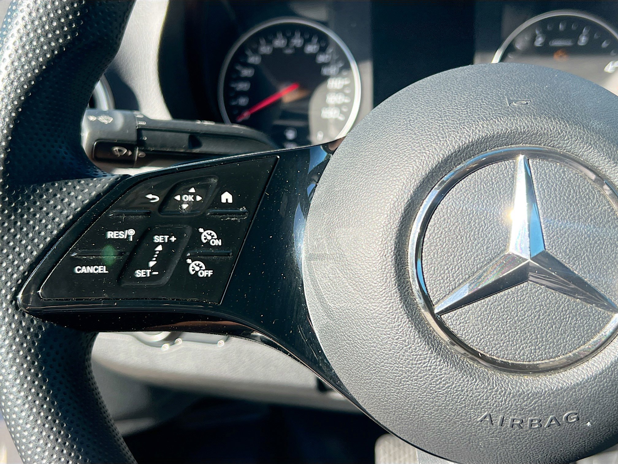 Used 2025 Mercedes-Benz Sprinter 2500 image 18