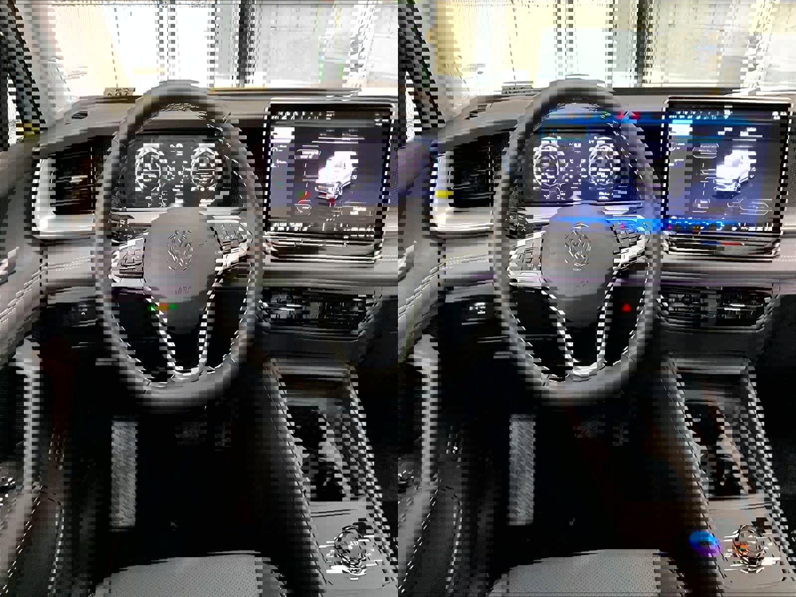 New 2026 Volkswagen Tiguan SE image 15