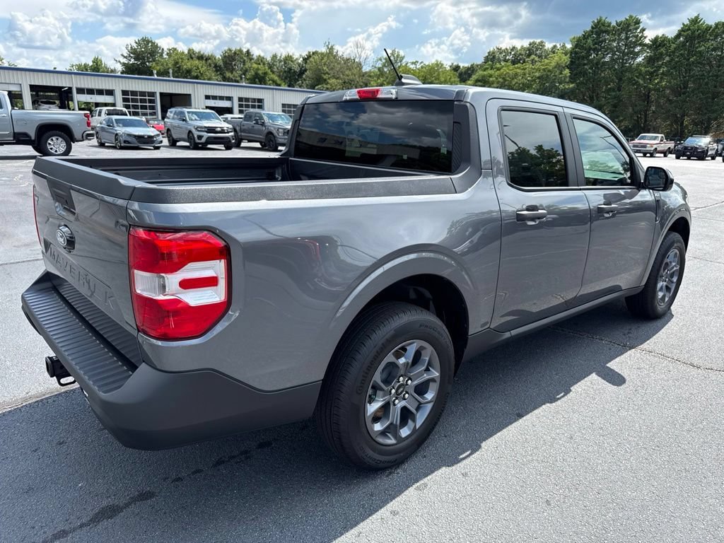 New 2026 Ford Maverick XLT w/ XLT Luxury Package FWD image 2