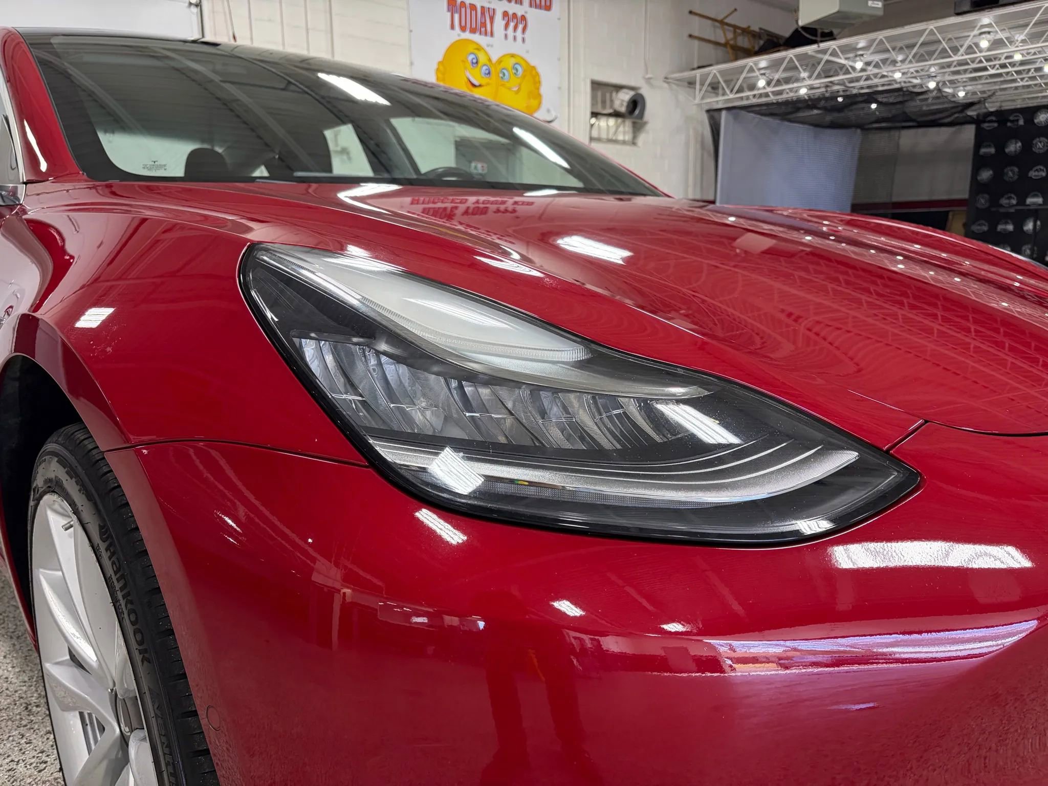Used 2018 Tesla Model 3 Mid Range image 6