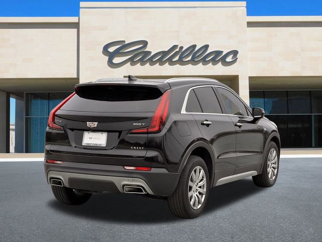 Certified 2022 Cadillac XT4 Premium Luxury w/ Enhanced Visibility Package image 4