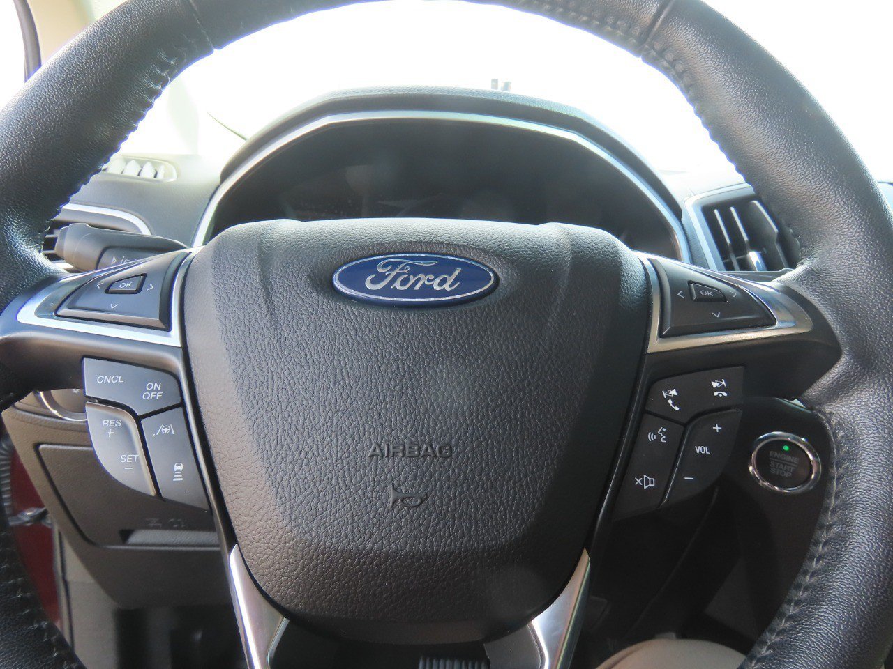 Used 2020 Ford Edge SEL w/ Convenience Package FWD image 28