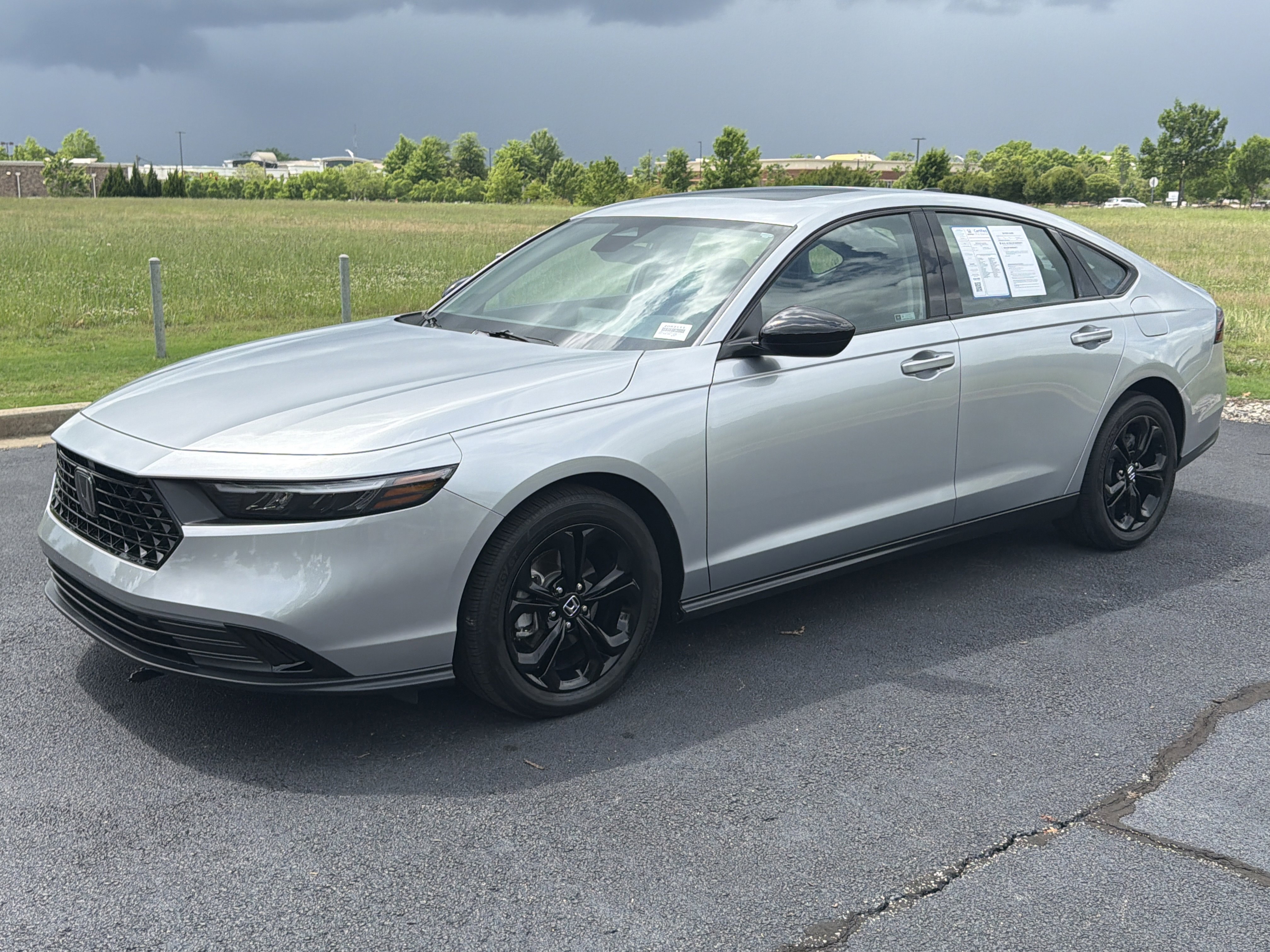 Certified 2025 Honda Accord SE image 5