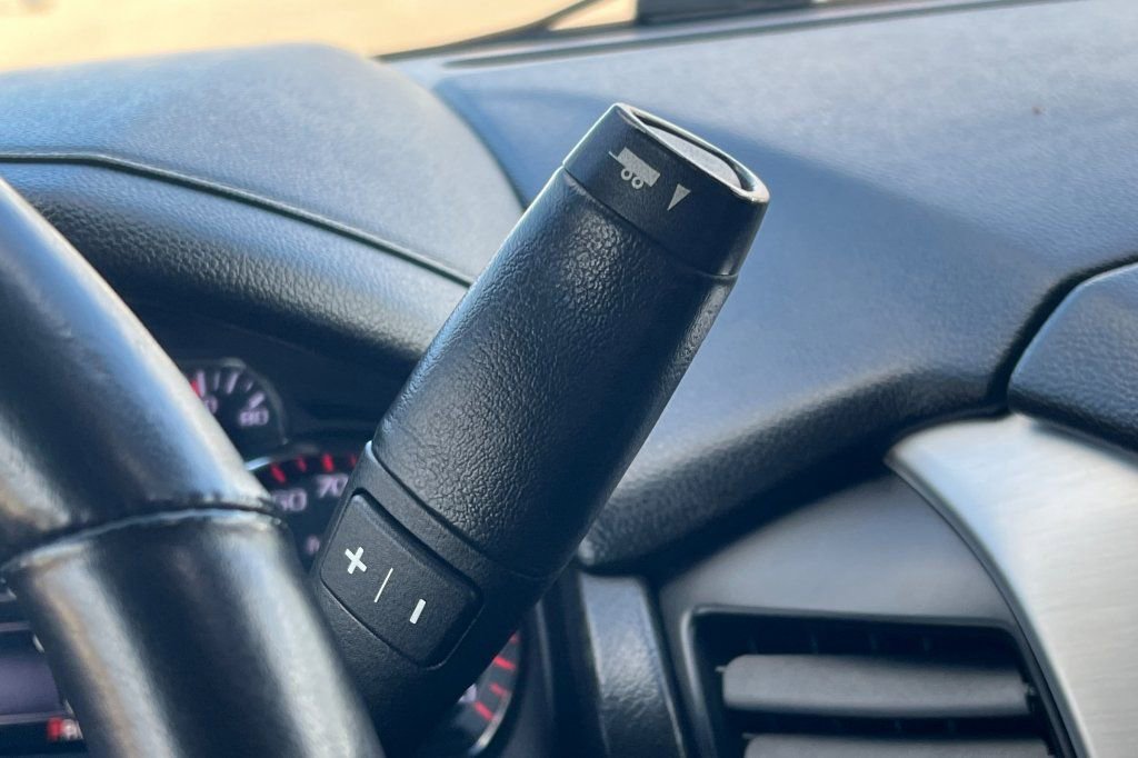 Used 2015 GMC Yukon SLT image 20