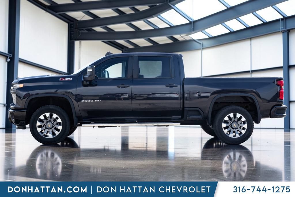 Used 2024 Chevrolet Silverado 2500 Custom w/ Custom Value Package AWD/4WD image 3