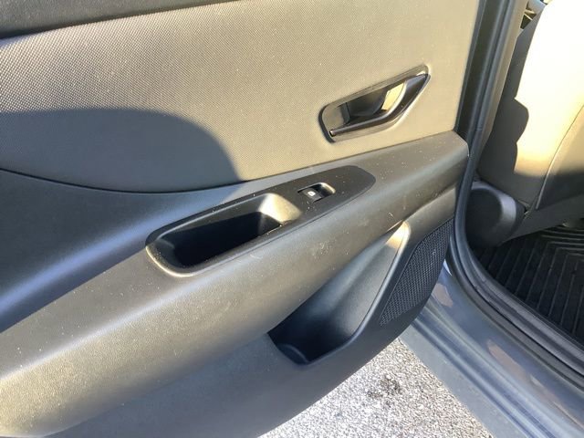 Certified 2025 Hyundai Elantra SEL image 16