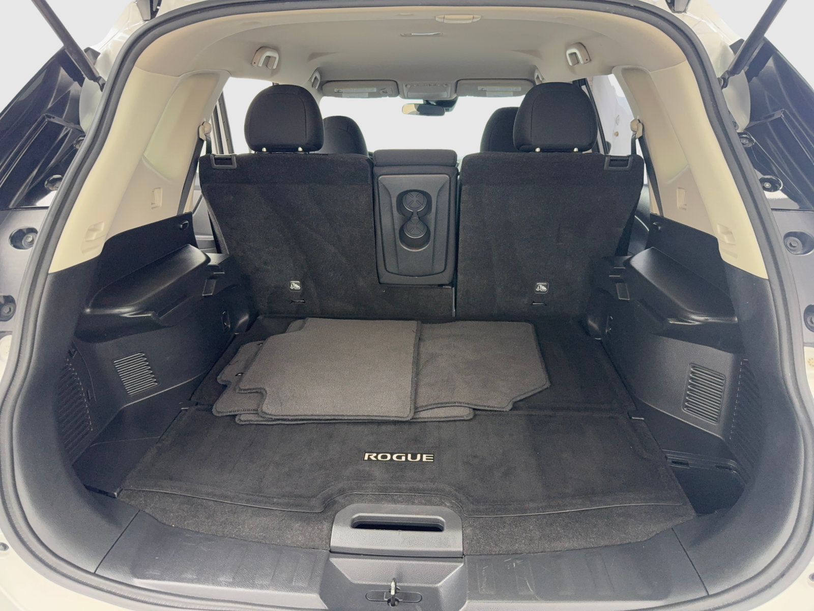 Used 2019 Nissan Rogue S w/ Special Edition Package FWD image 49