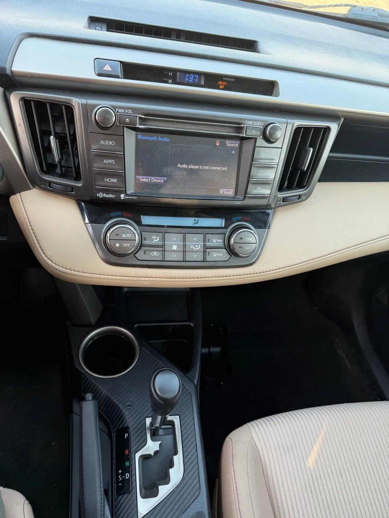 Used 2015 Toyota RAV4 XLE image 40