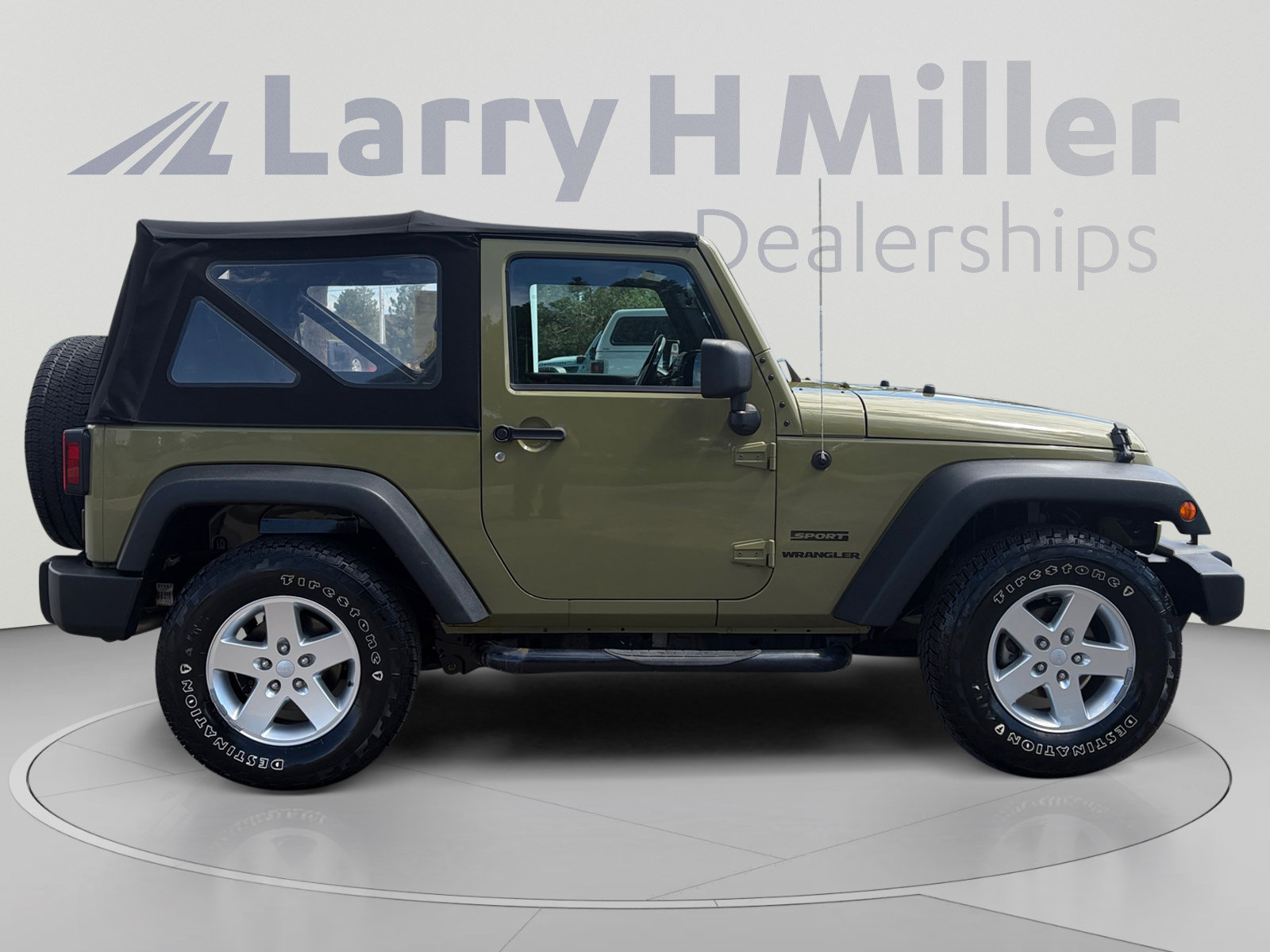 Used 2013 Jeep Wrangler Sport AWD/4WD image 6