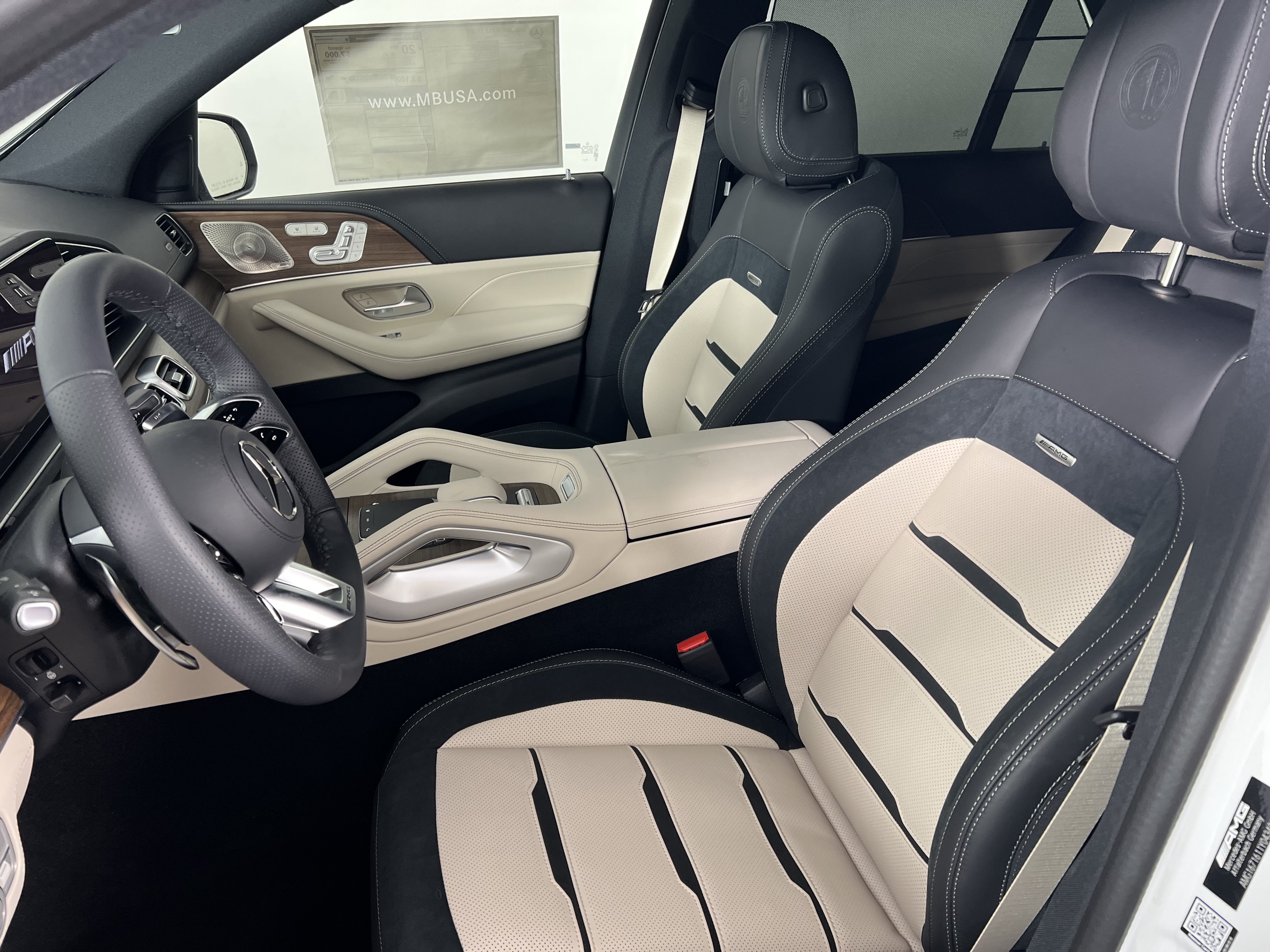 New 2026 Mercedes-Benz GLE 53 AMG 4MATIC image 4