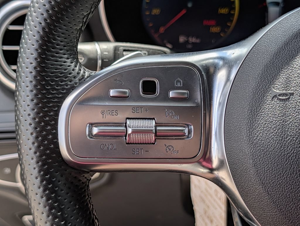 Used 2022 Mercedes-Benz GLC 300 image 21
