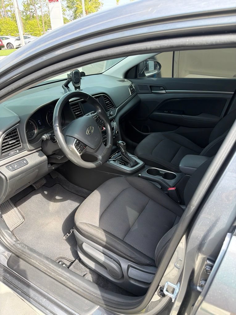 Used 2018 Hyundai Elantra Value Edition FWD image 7