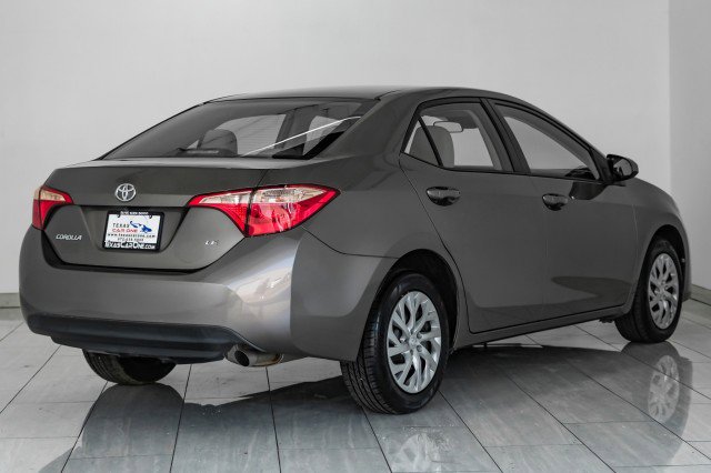 Used 2017 Toyota Corolla LE image 6