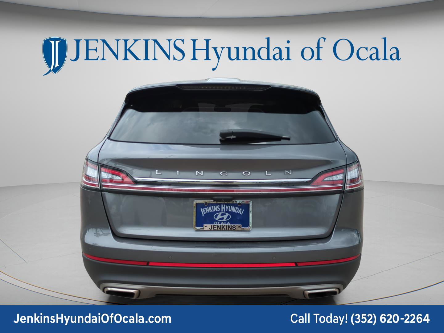 Used 2022 Lincoln Nautilus Reserve w/ Monochromatic Package image 4