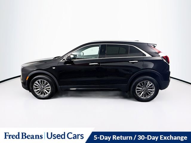 Used 2025 Cadillac XT4 Premium Luxury image 4