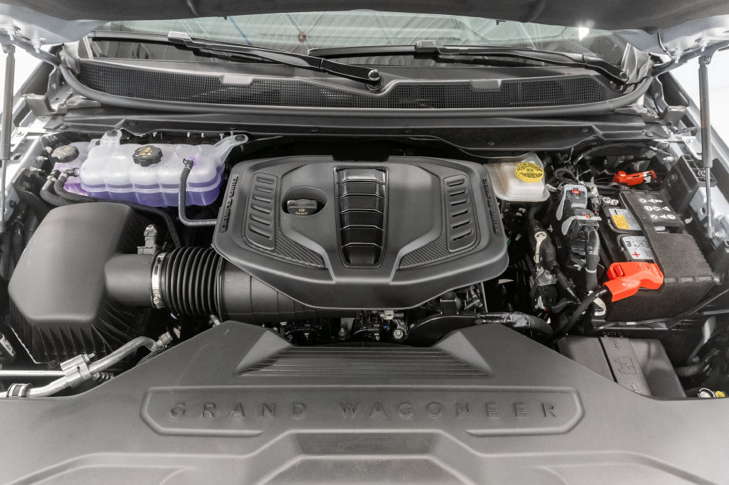 New 2026 Jeep Grand Wagoneer 4WD image 3