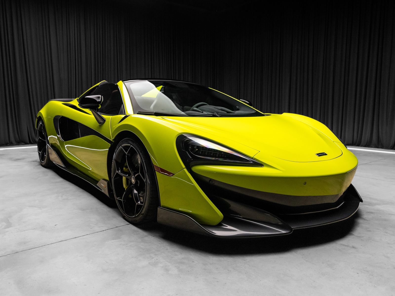Used 2020 McLaren 600LT Spider RWD image 20
