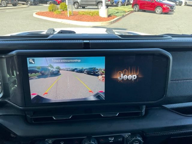 Used 2026 Jeep Gladiator Rubicon AWD/4WD image 17