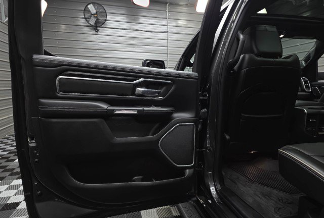Used 2023 RAM 1500 Laramie AWD/4WD image 40