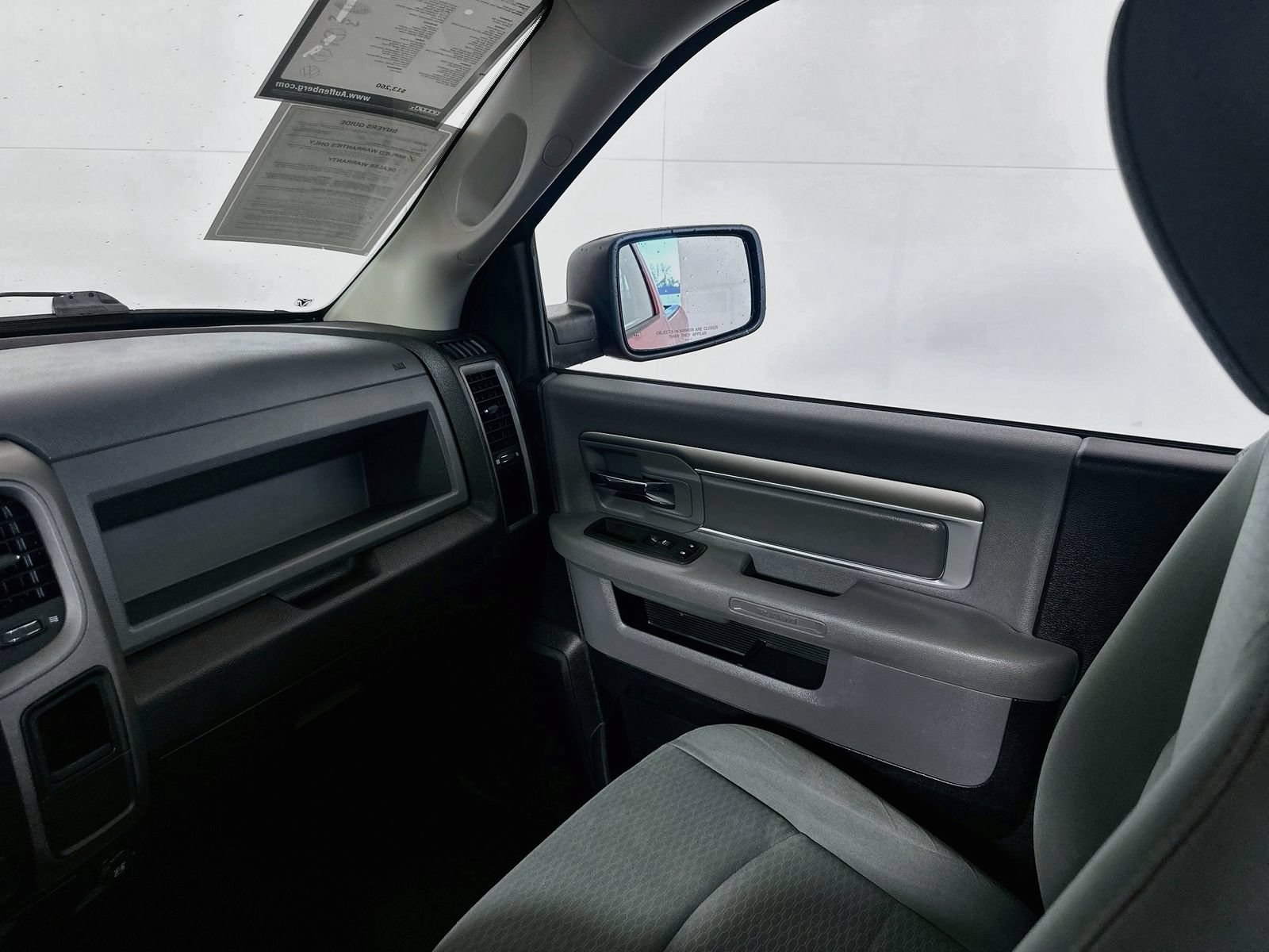 Used 2013 RAM 1500 Express RWD image 19