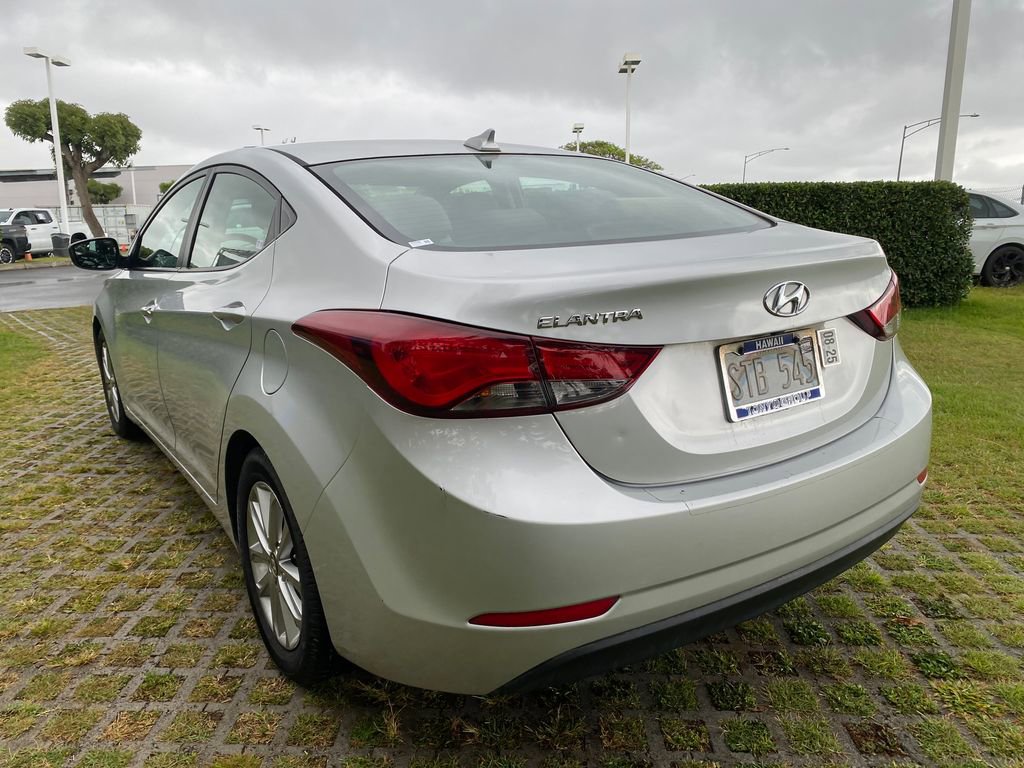 Used 2016 Hyundai Elantra SE w/ Option Group 02 FWD image 5