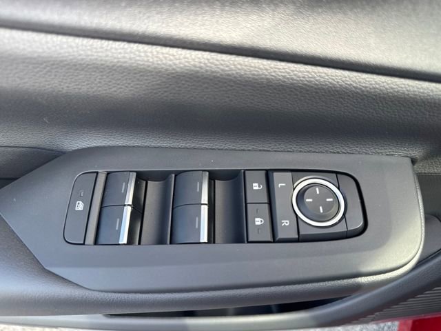 Used 2026 Toyota Prius Plug-In Hybrid image 18