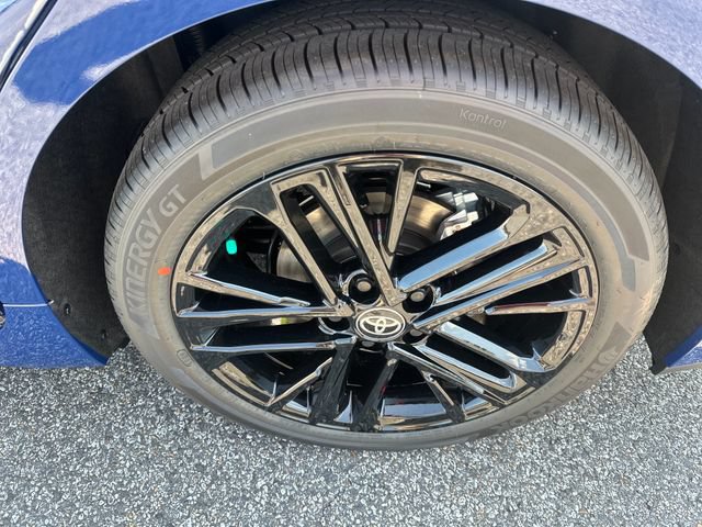 New 2026 Toyota Camry SE FWD image 9