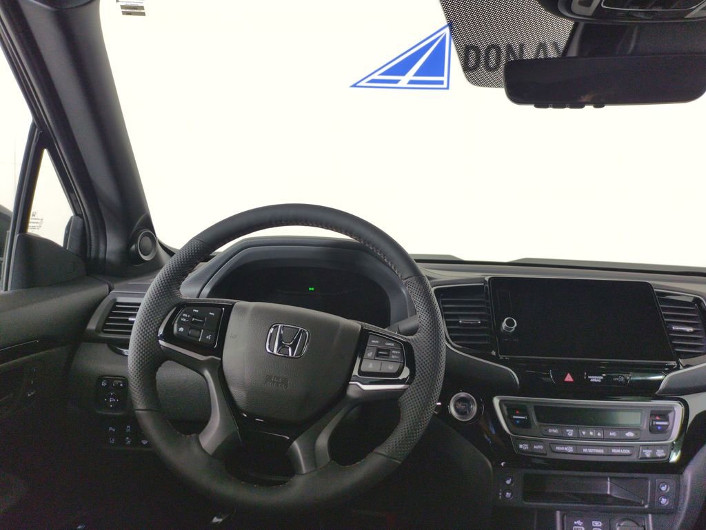 New 2026 Honda Ridgeline Black Edition image 13