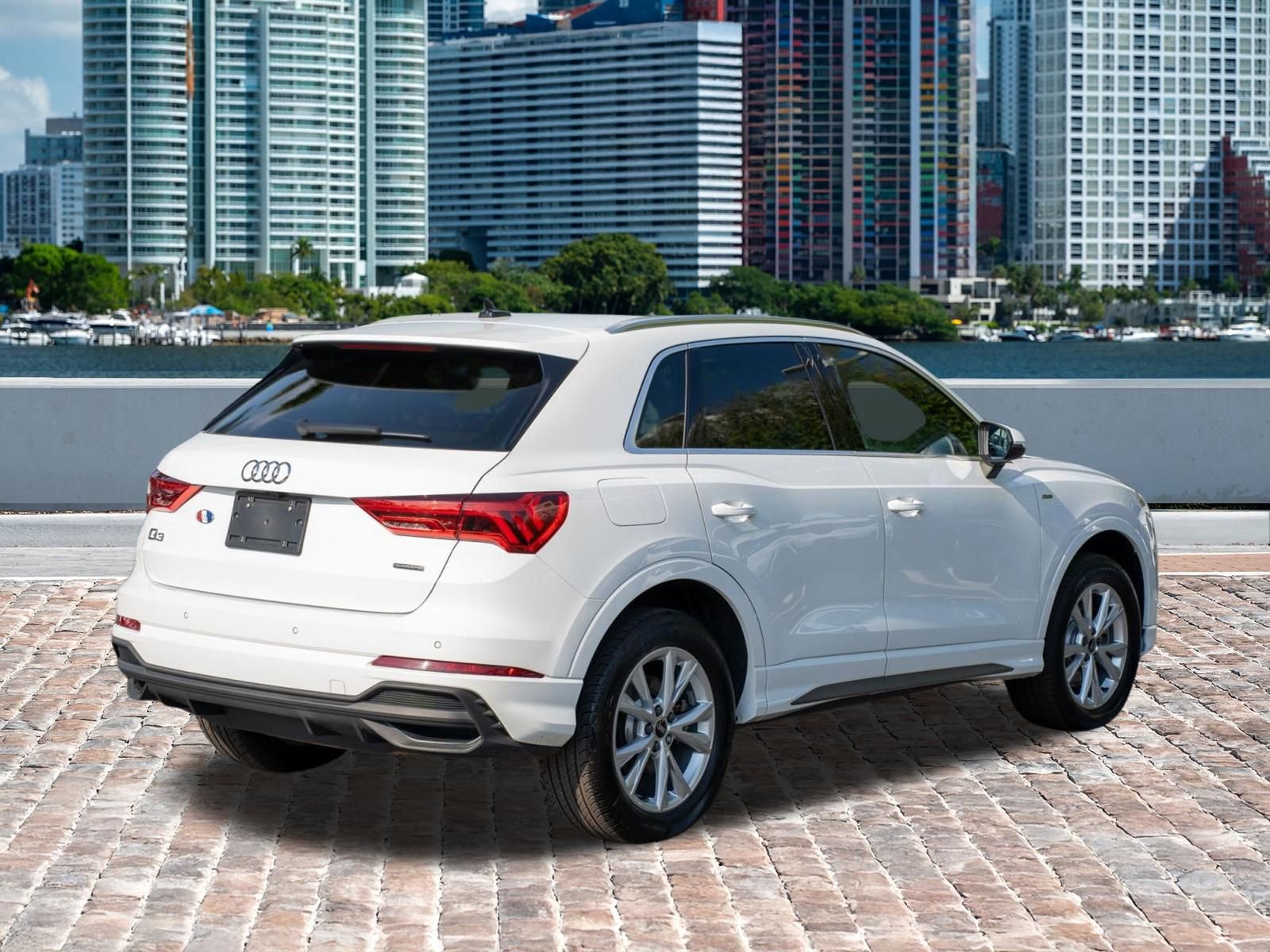 Used 2025 Audi Q3 2.0T Premium image 5