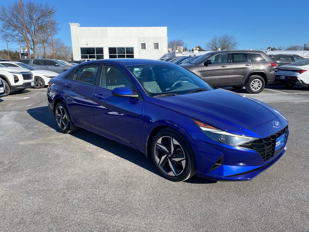 Certified 2023 Hyundai Elantra SEL w/ Convenience Package