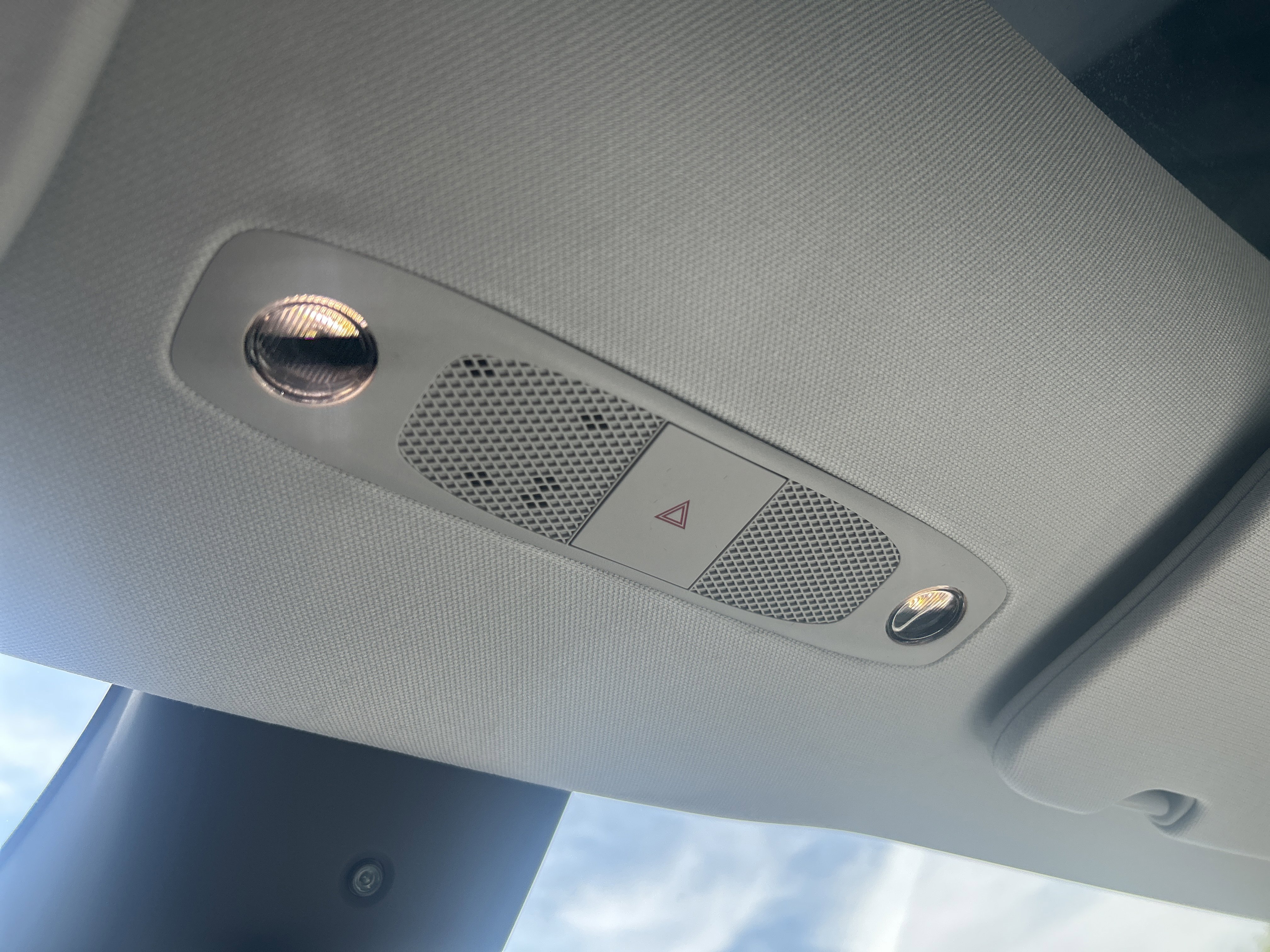 Used 2024 Tesla Model Y Long Range AWD/4WD image 15