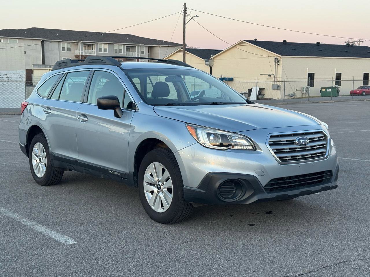 Used 2017 Subaru Outback 2.5i image 2