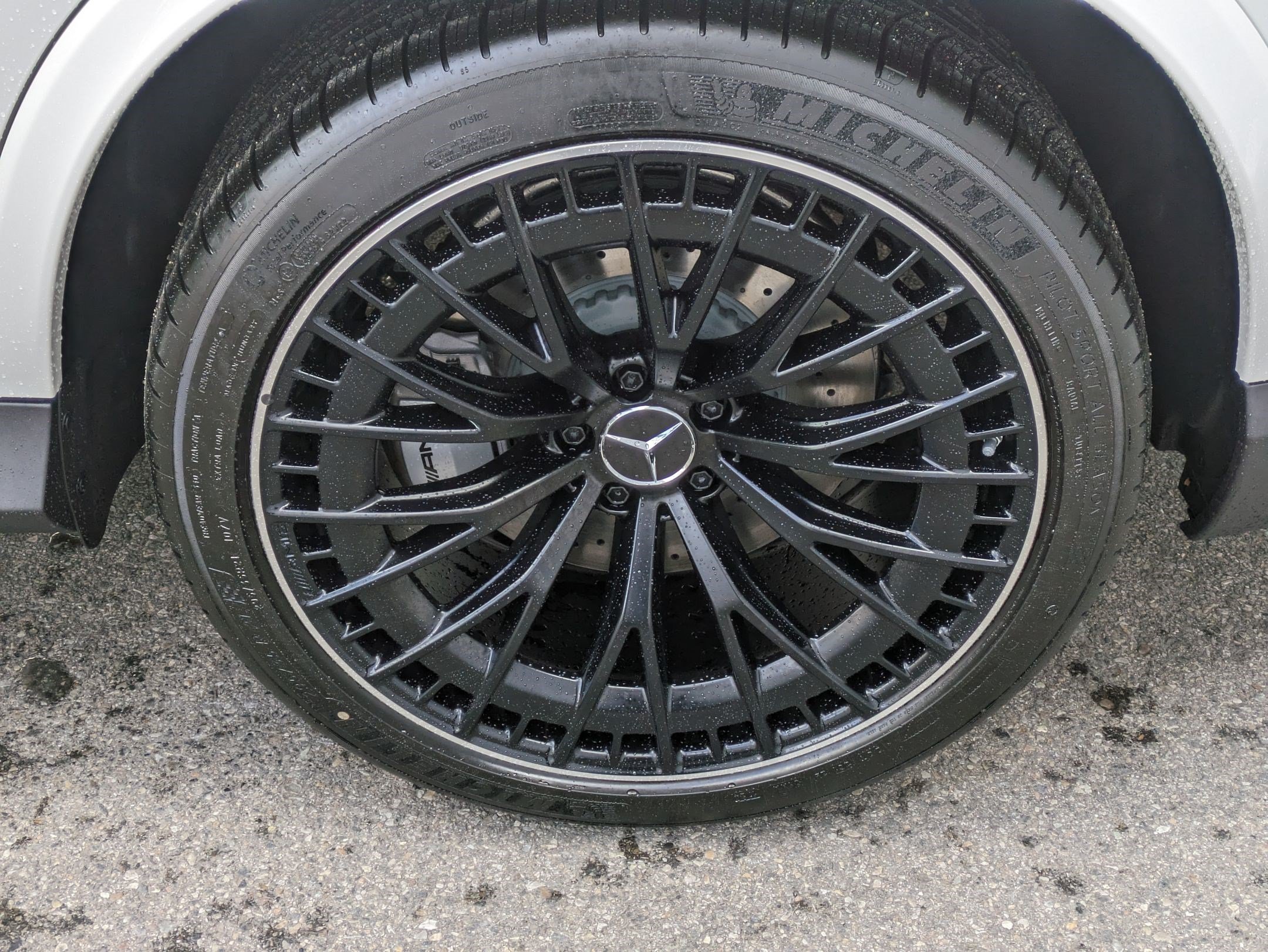 New 2025 Mercedes-Benz GLC 43 AMG 4MATIC image 15