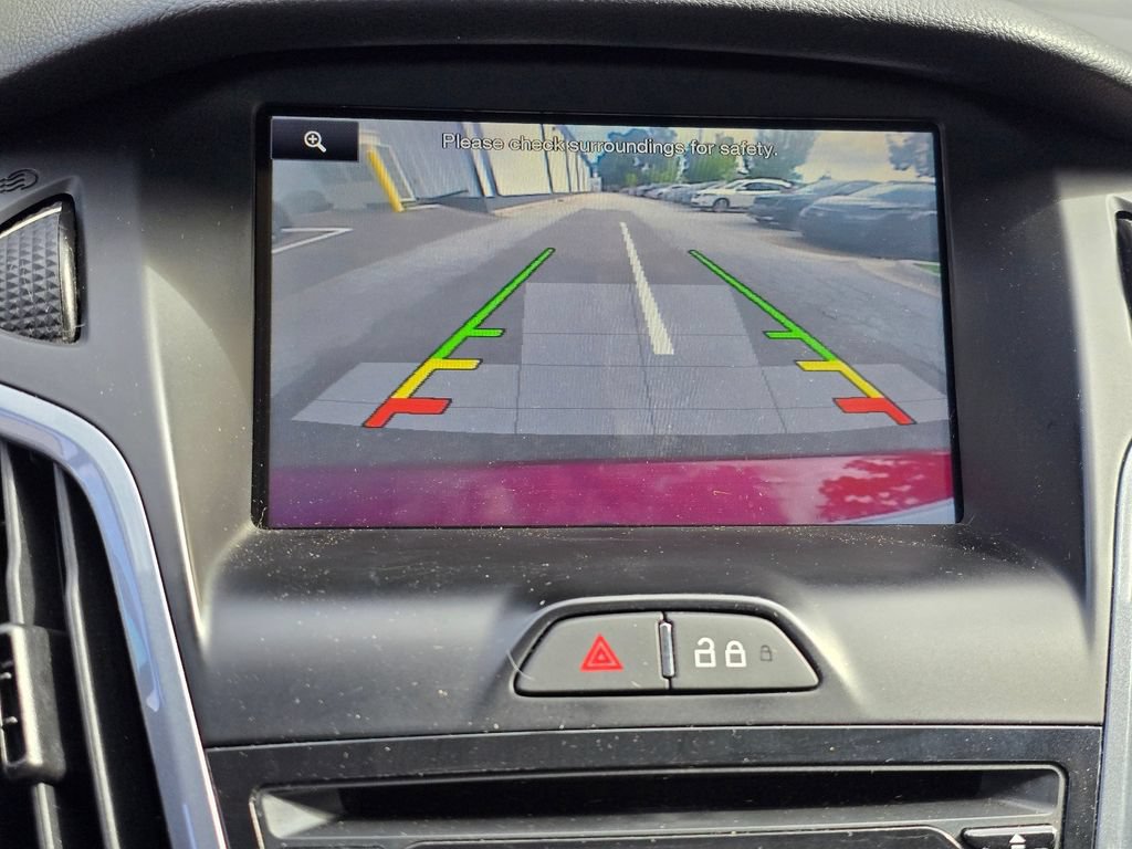Used 2014 Ford Focus Titanium FWD image 24