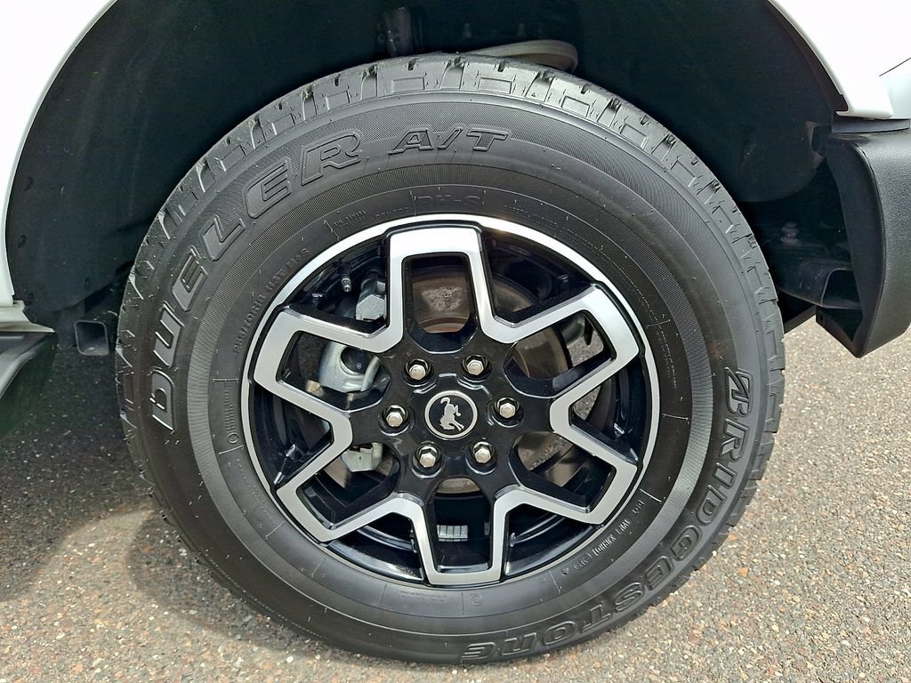 Used 2025 Ford Bronco Outer Banks AWD/4WD image 8