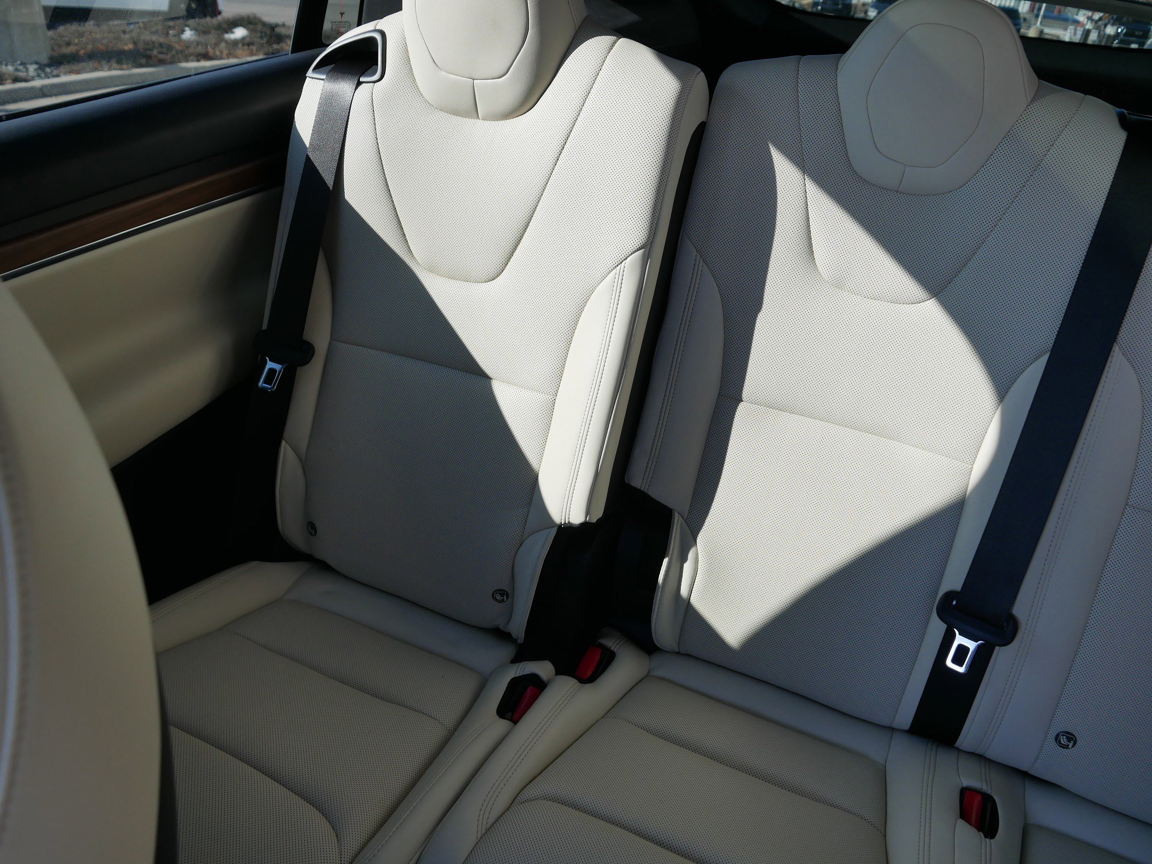 Used 2024 Tesla Model X image 12