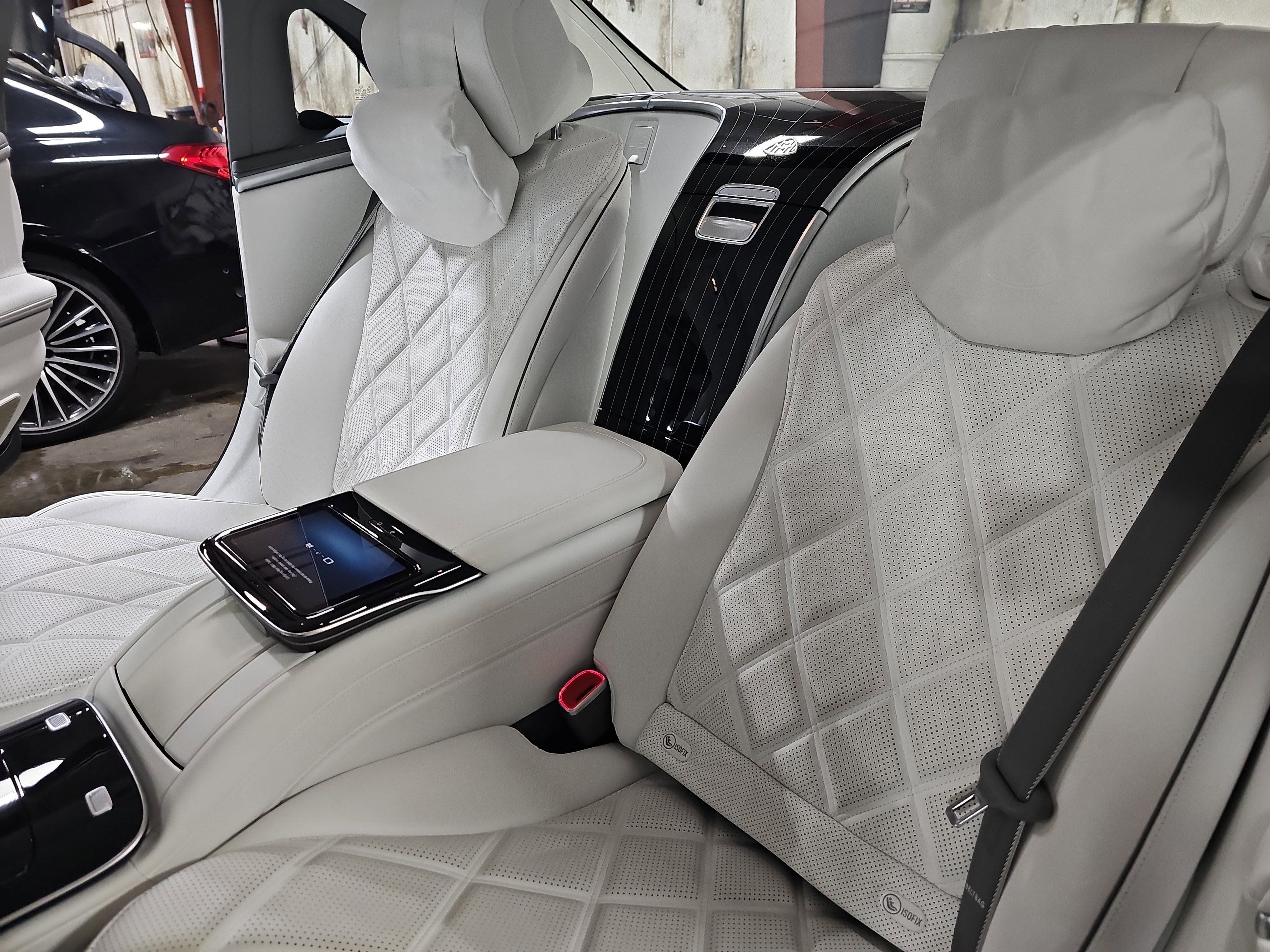 Certified 2023 Mercedes-Benz Maybach S 680 4MATIC image 16