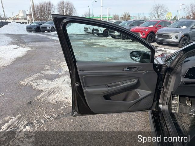 Used 2024 Volkswagen GTI SE image 23