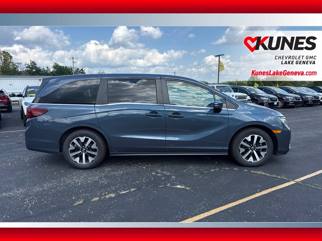 Used 2025 Honda Odyssey EX-L image 3