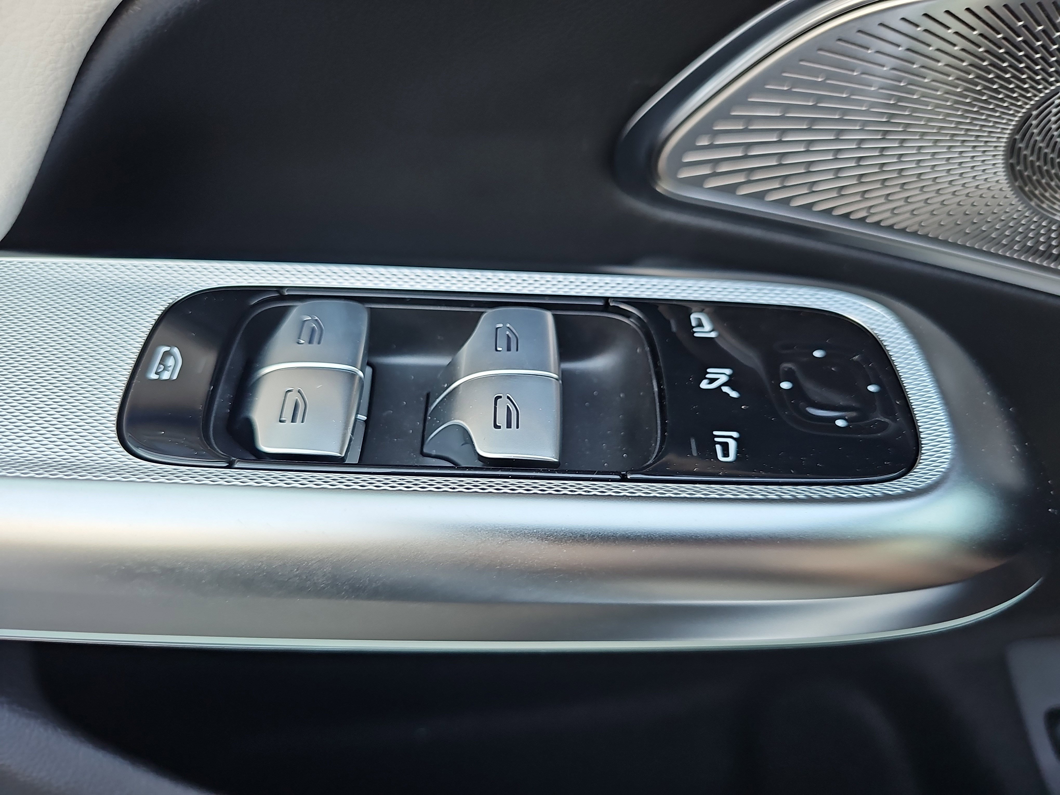 New 2026 Mercedes-Benz E 450 4MATIC Sedan image 29