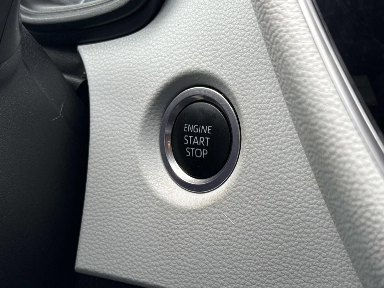 Used 2023 Toyota Corolla SE image 20