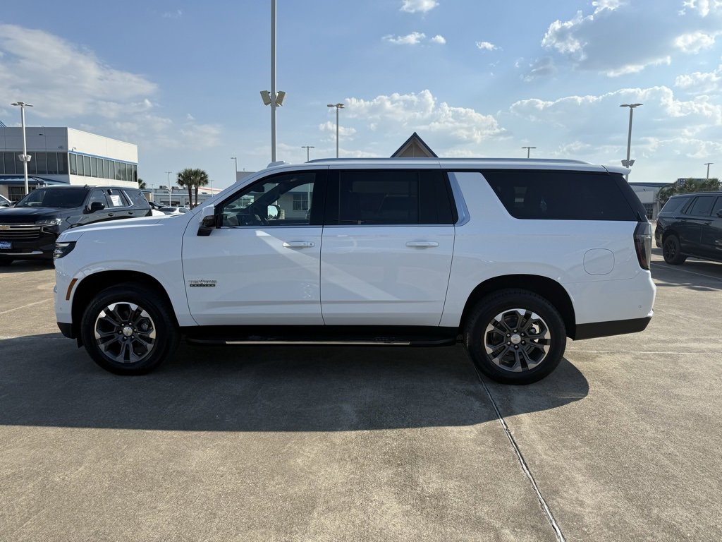 New 2026 Chevrolet Suburban LT w/ Comfort Package image 16