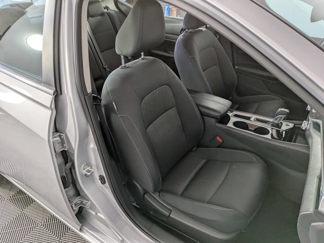 Used 2024 Nissan Altima 2.5 SV FWD image 28