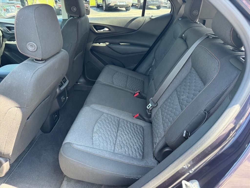 Used 2019 Chevrolet Equinox LT w/ Sun & Navigation Package AWD/4WD image 14