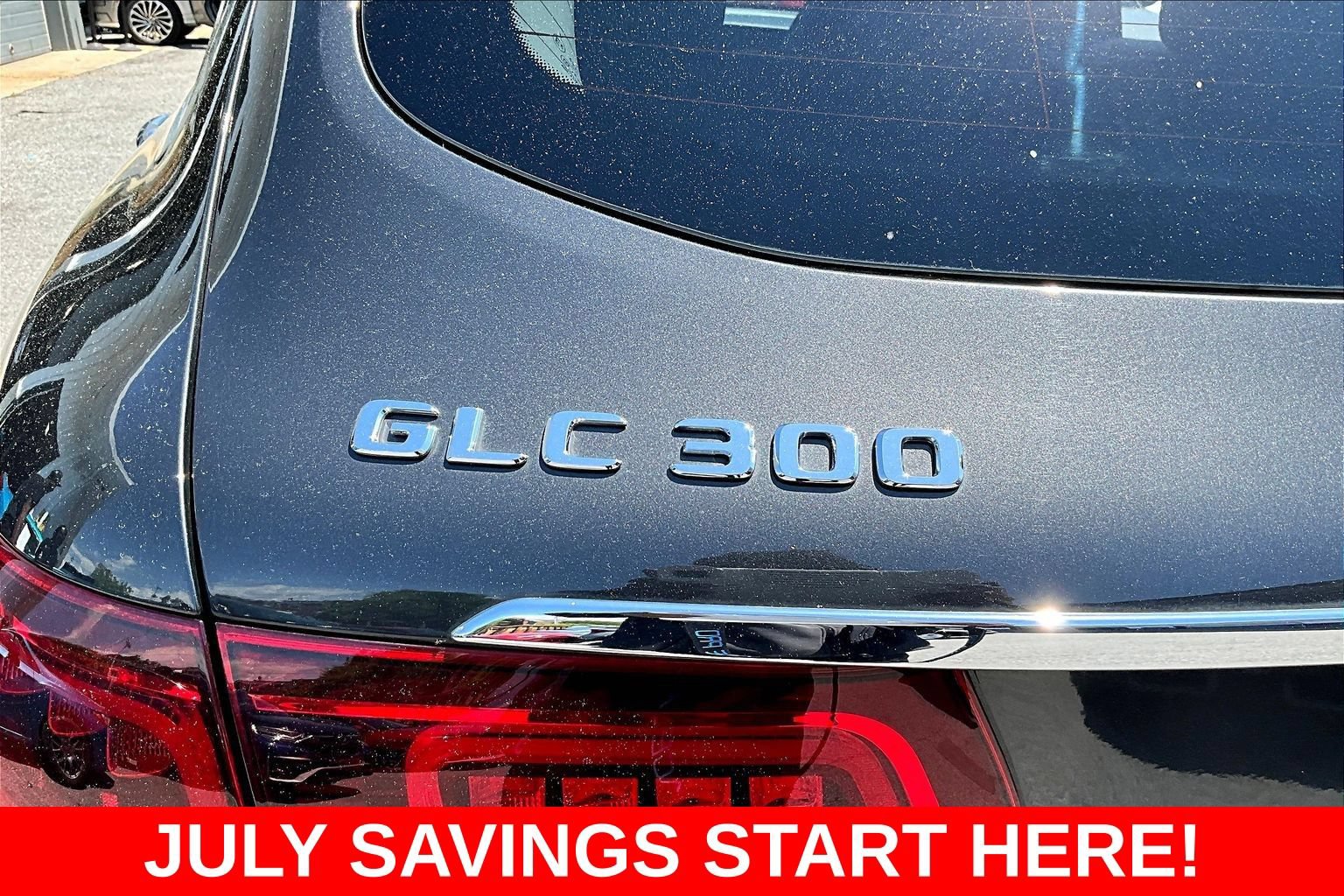 Used 2021 Mercedes-Benz GLC 300 w/ Premium Package image 30