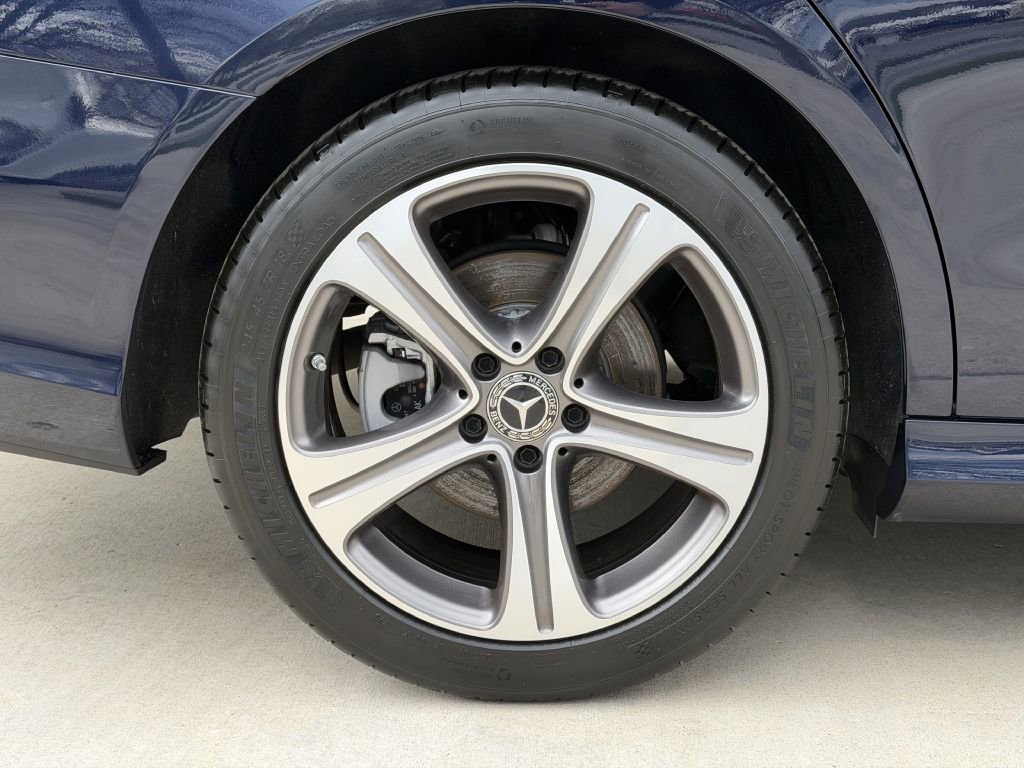 Used 2020 Mercedes-Benz E 350 4MATIC Sedan image 17