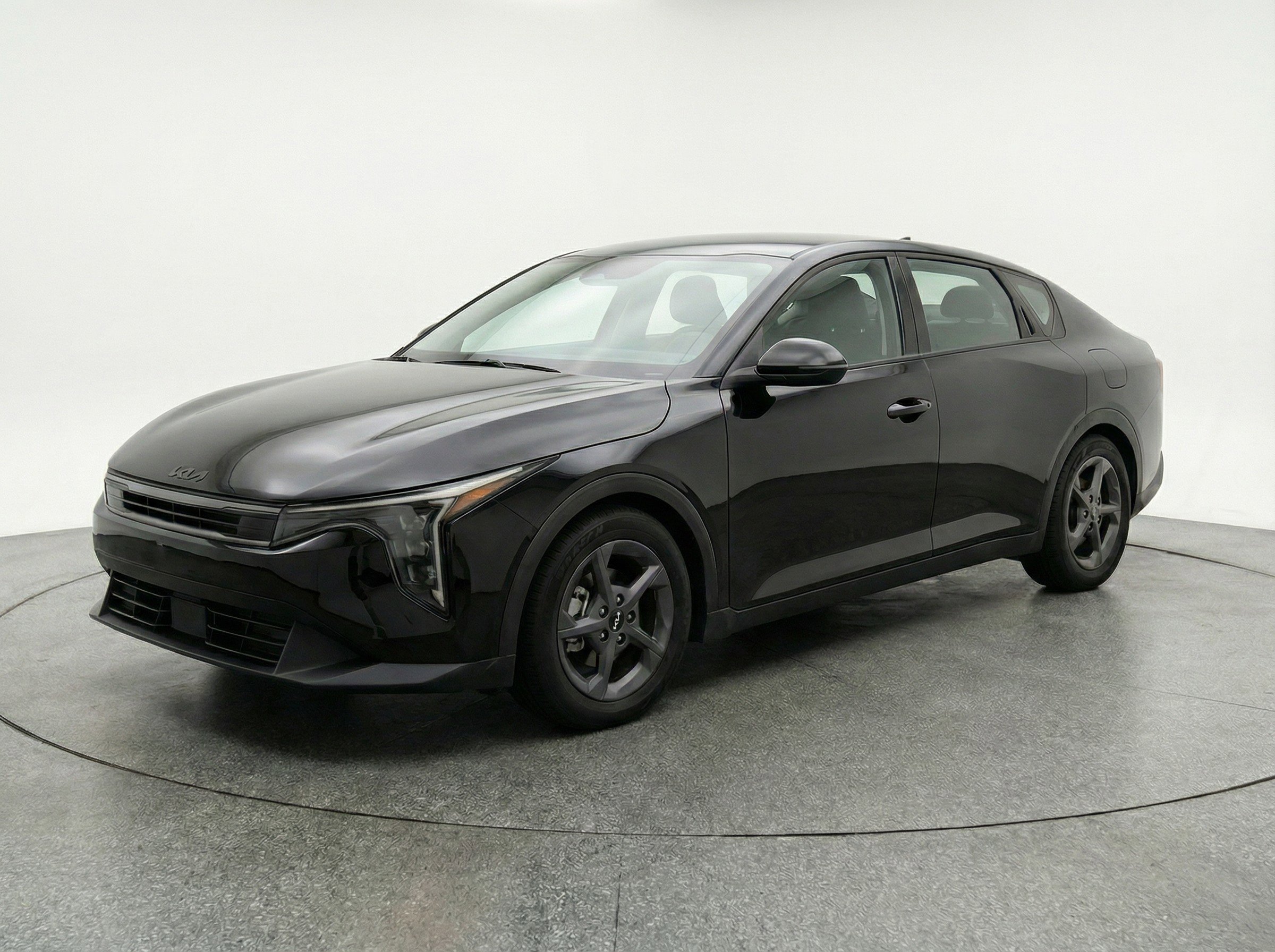 Used 2025 Kia K4 FWD image 3